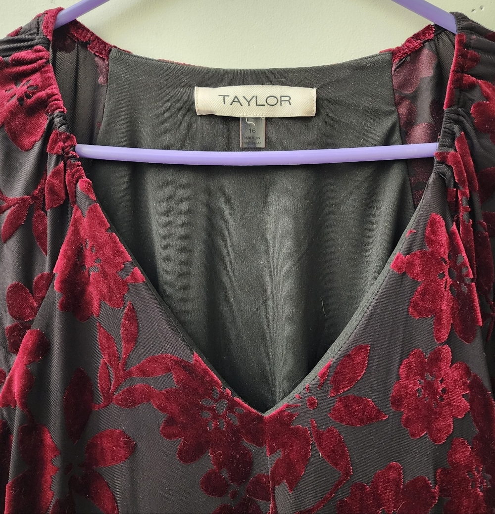 Taylor Black & Red Velvet Burnout Tiered Dress 16 Whimsigoth Witchy Dark Fairy - Picture 2 of 12